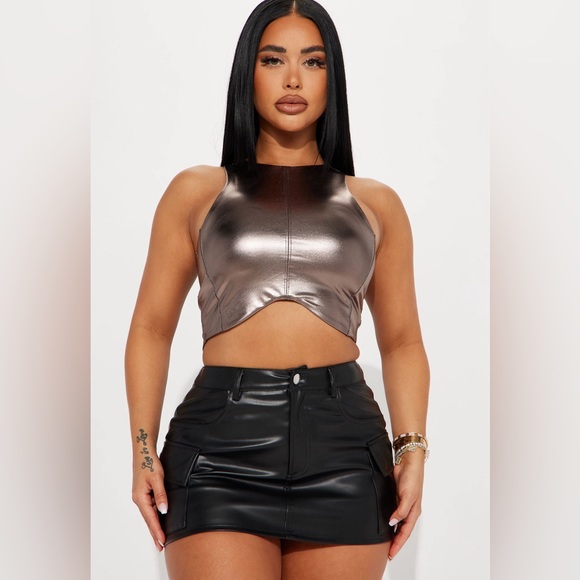 Metallic Rose Gold top [S/M] - Picture 3 of 3